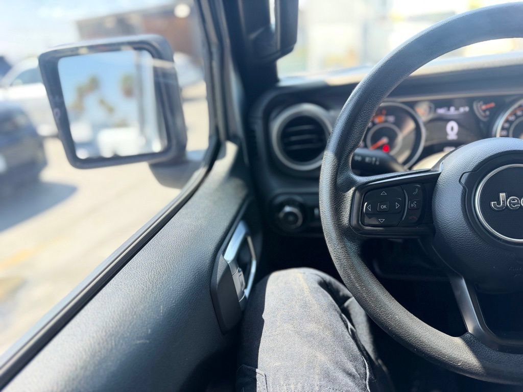 Used 2021 Jeep Wrangler Unlimited Sport AWD/4WD image 7