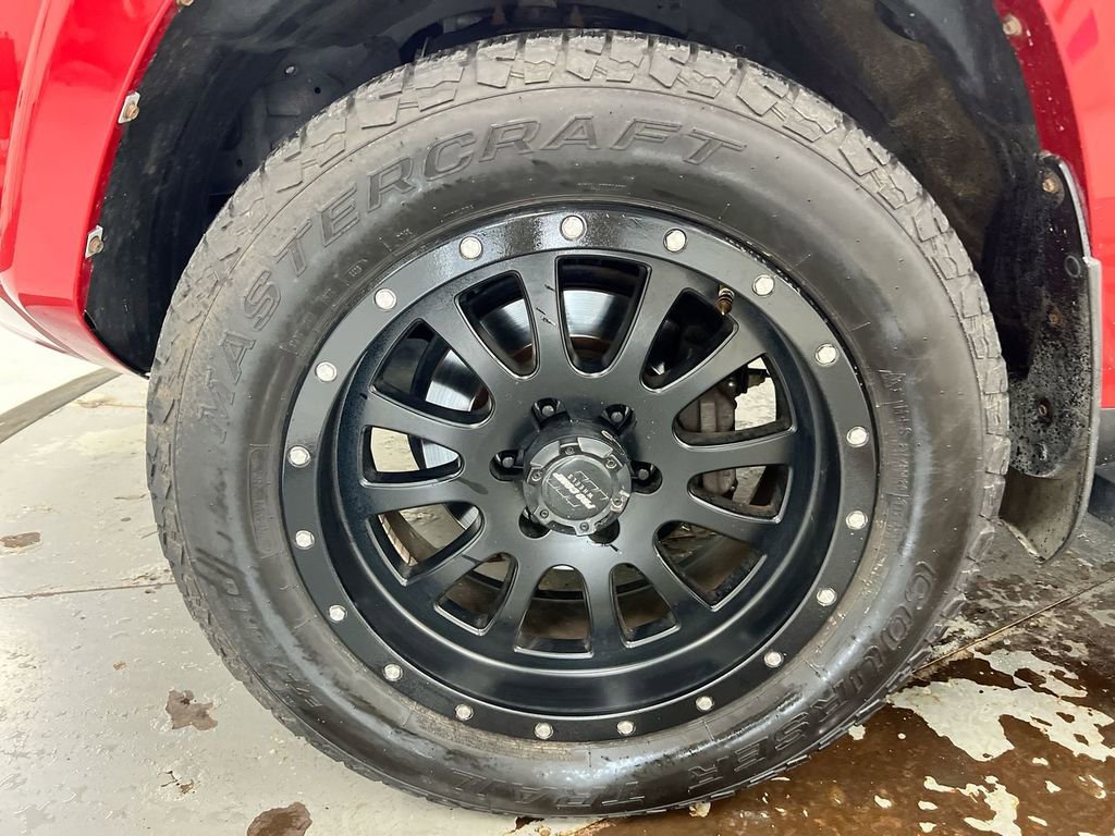 Used 2014 Toyota 4Runner SR5 Premium image 28