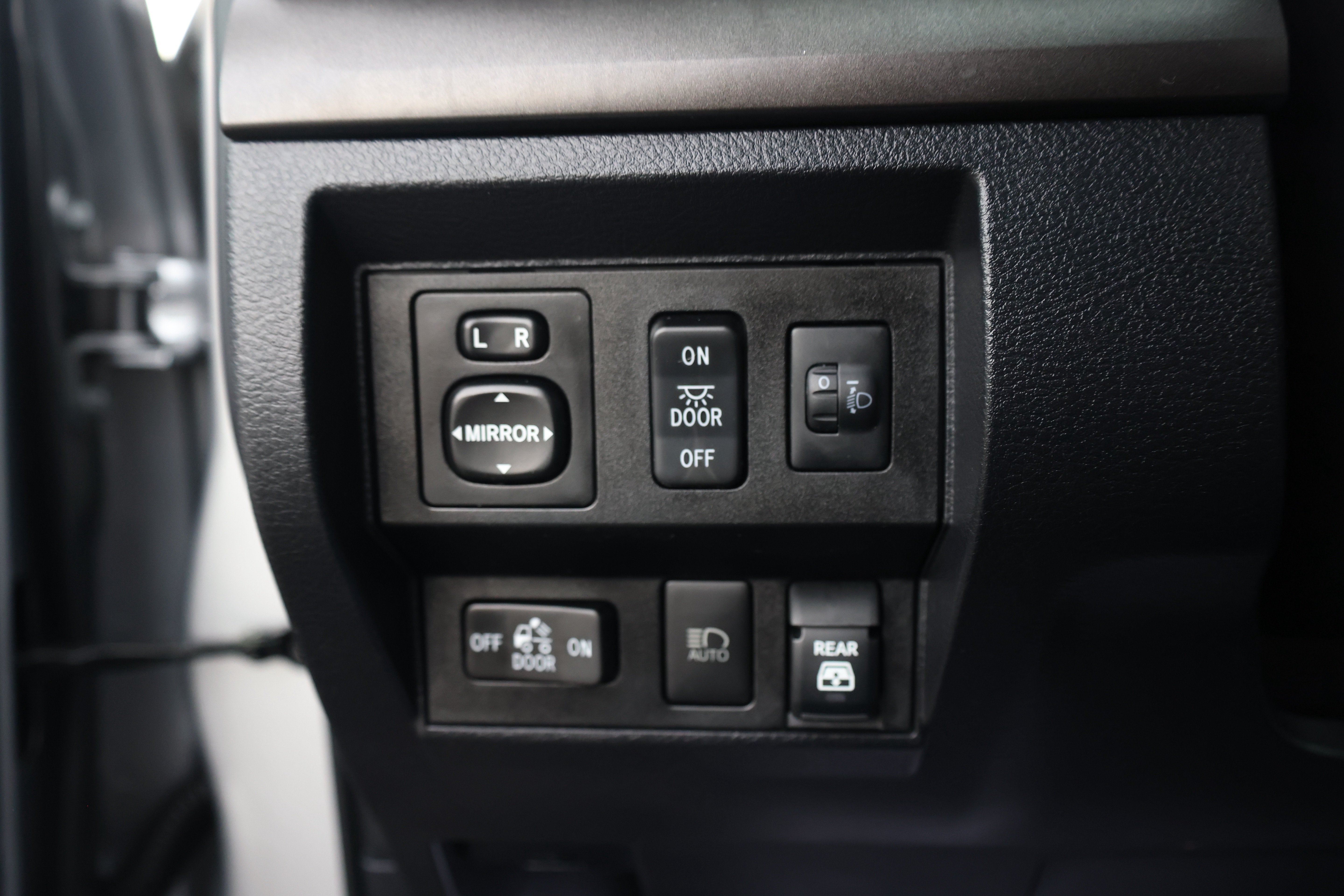 Used 2019 Toyota Tundra SR5 RWD image 19