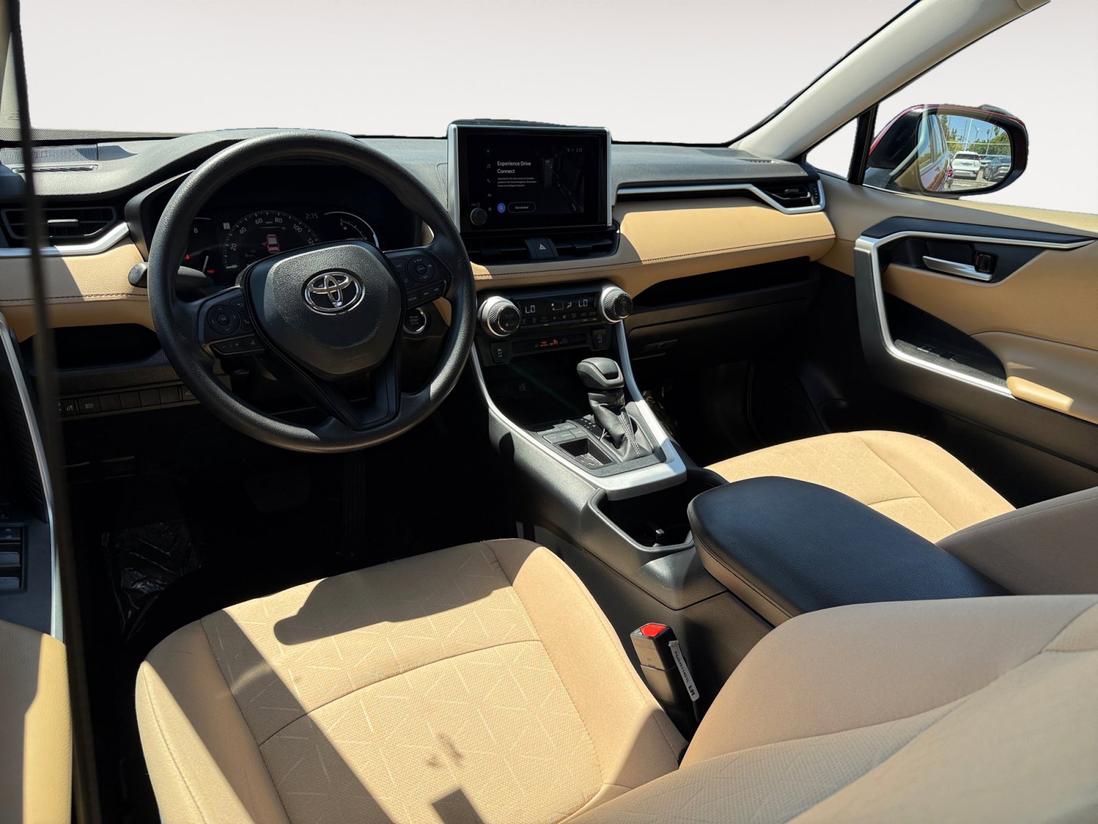 Used 2025 Toyota RAV4 XLE w/ Convenience Package FWD image 15