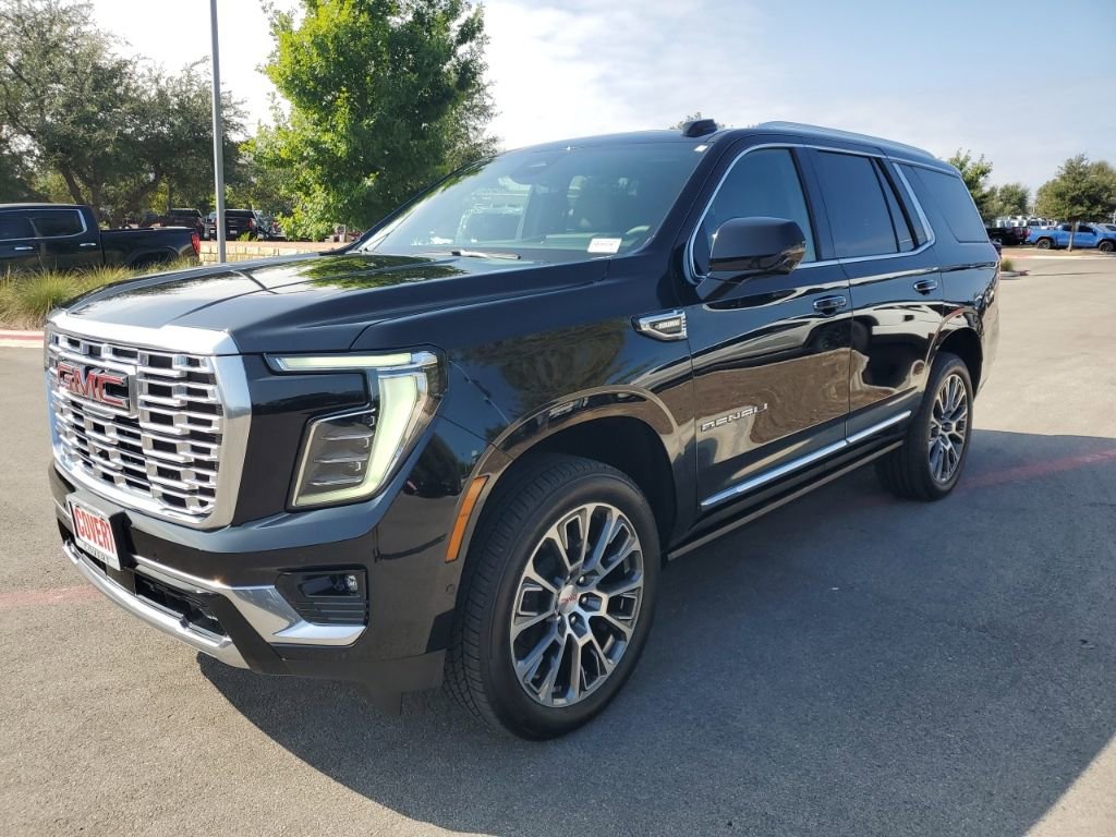 New 2026 GMC Yukon Denali w/ Denali Reserve Package image 3