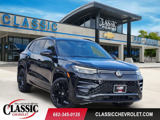 Used 2025 Volkswagen Tiguan SE R-Line AWD/4WD image 1