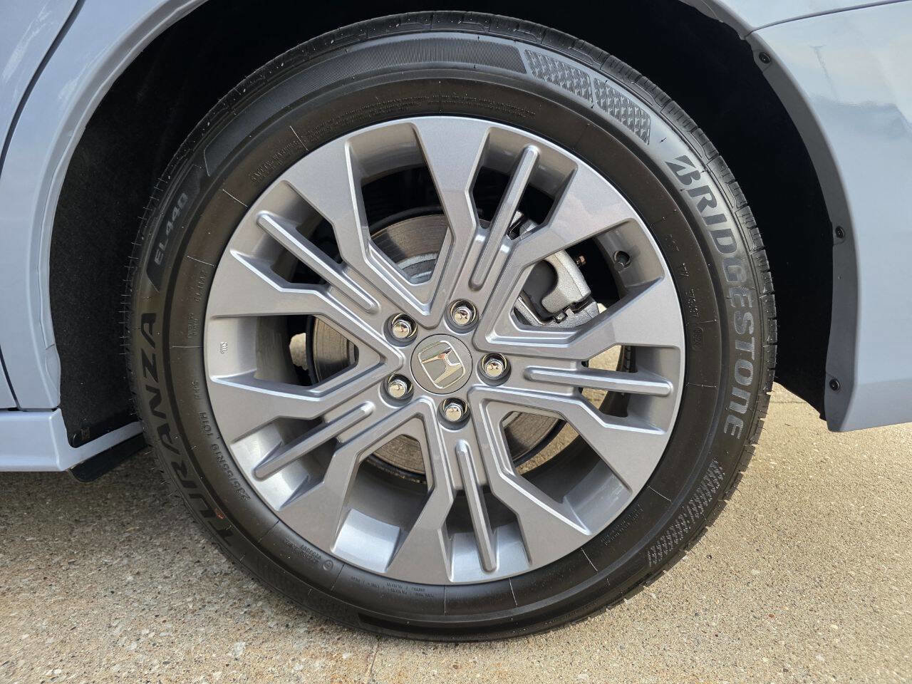 Used 2025 Honda Odyssey Touring image 32