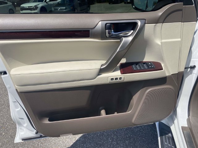 Used 2019 Lexus GX 460 AWD/4WD image 15