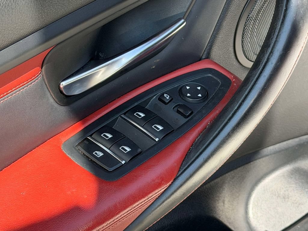 Used 2018 BMW M3 RWD image 28