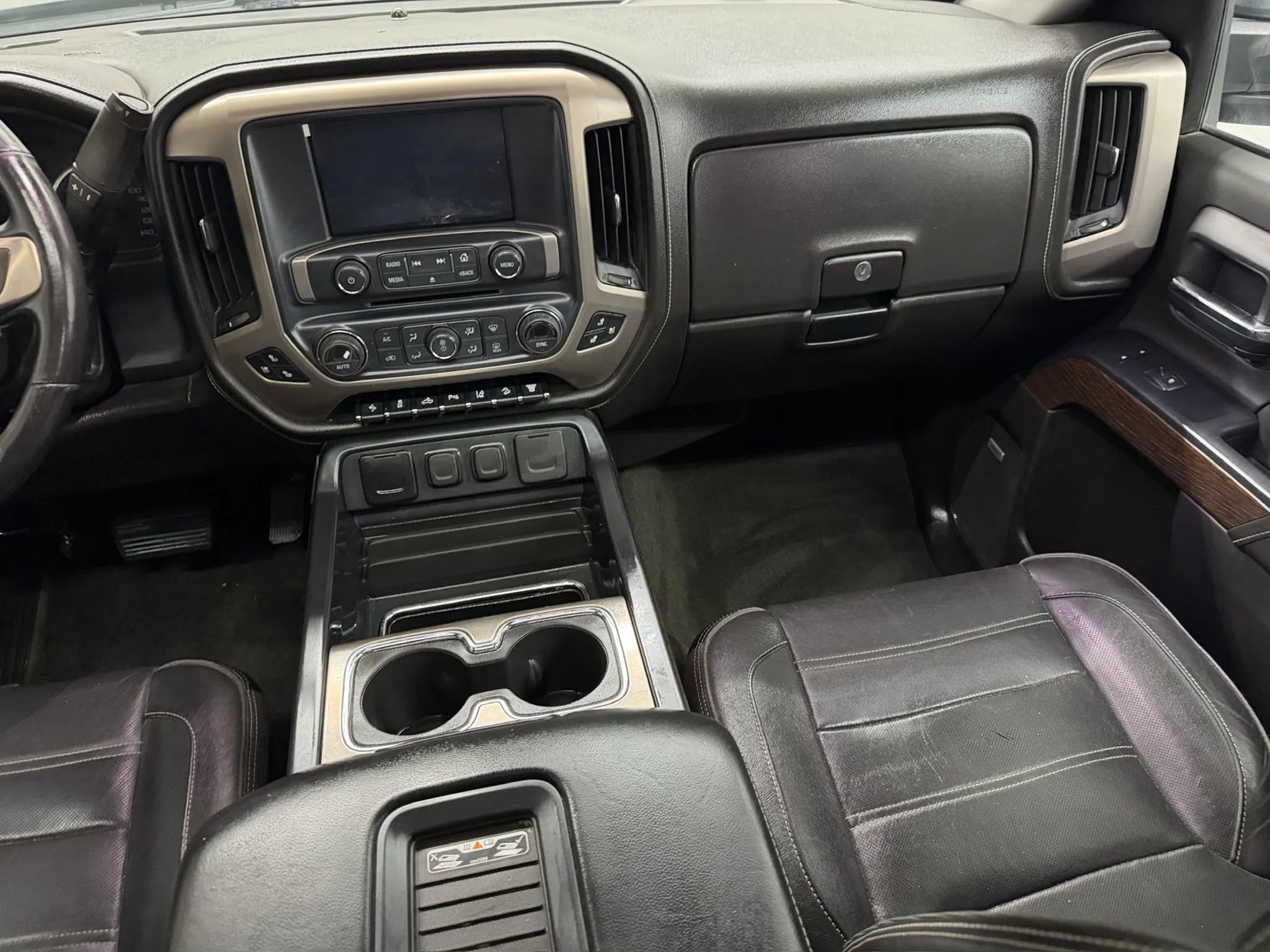 Used 2018 GMC Sierra 2500 Denali w/ Duramax Plus Package AWD/4WD image 80