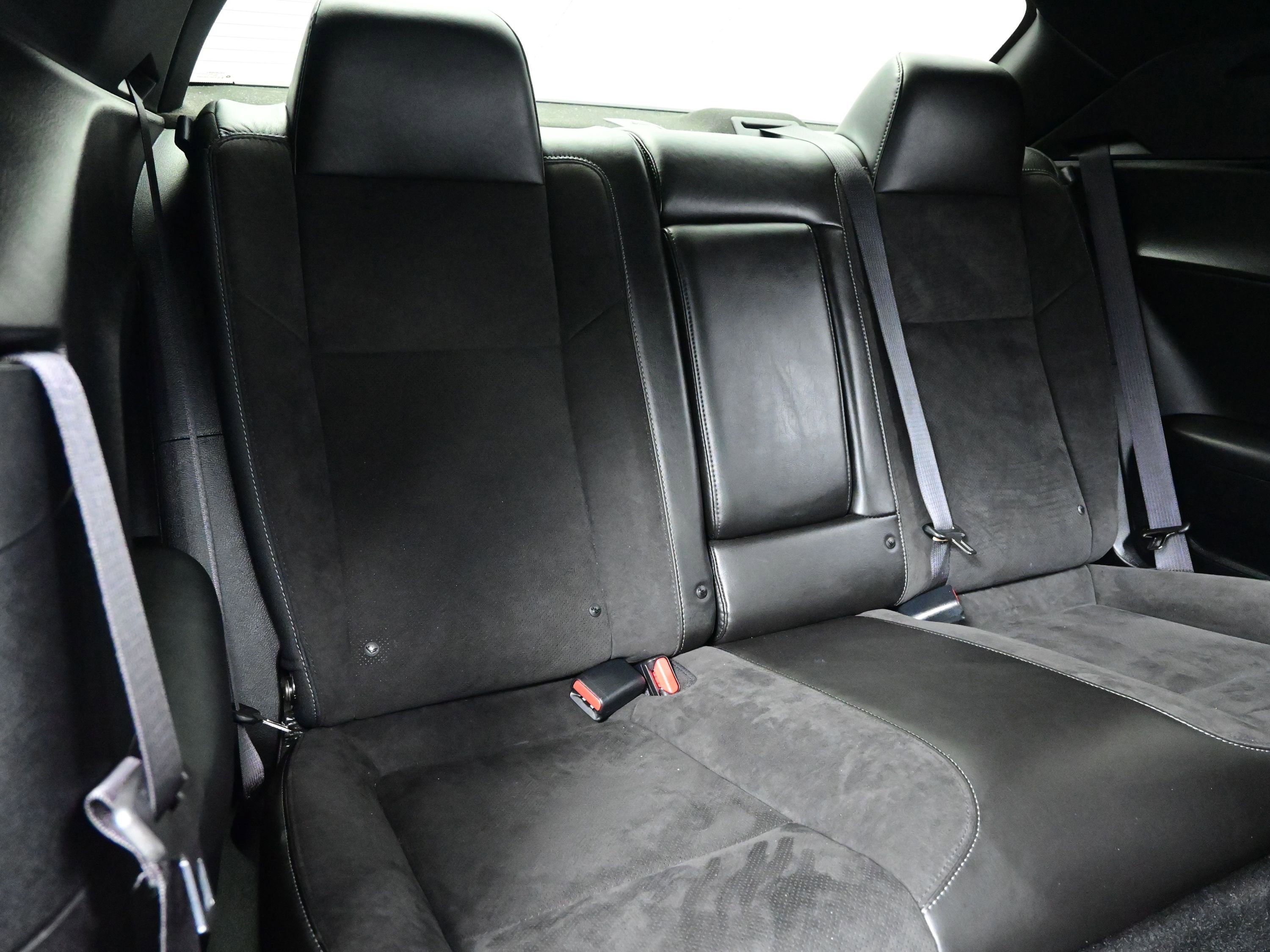 Used 2022 Dodge Challenger GT w/ Plus Package image 15