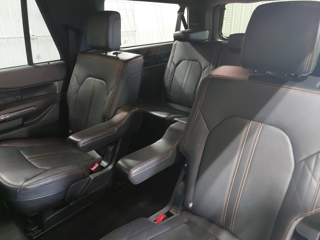 Used 2023 Ford Expedition Max Platinum AWD/4WD image 14