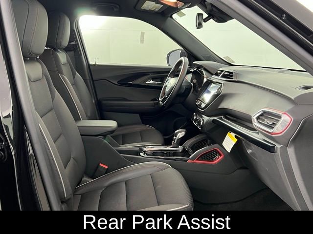 Used 2023 Chevrolet TrailBlazer RS w/ Convenience Package image 11