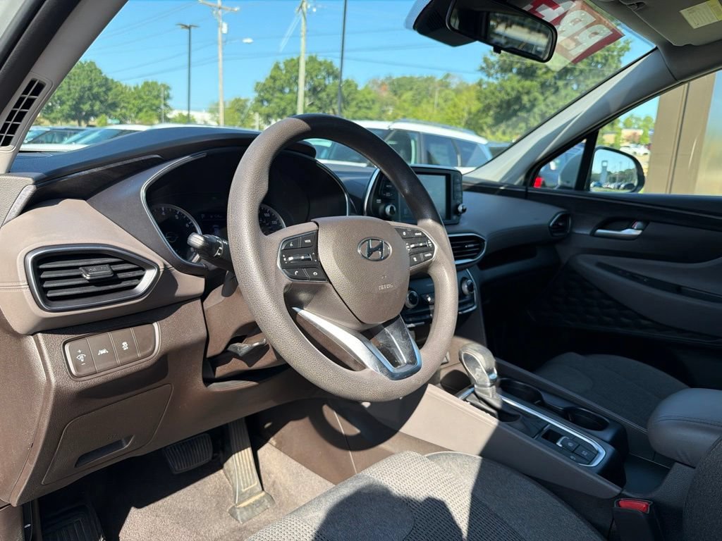 Used 2020 Hyundai Santa Fe SE FWD image 10