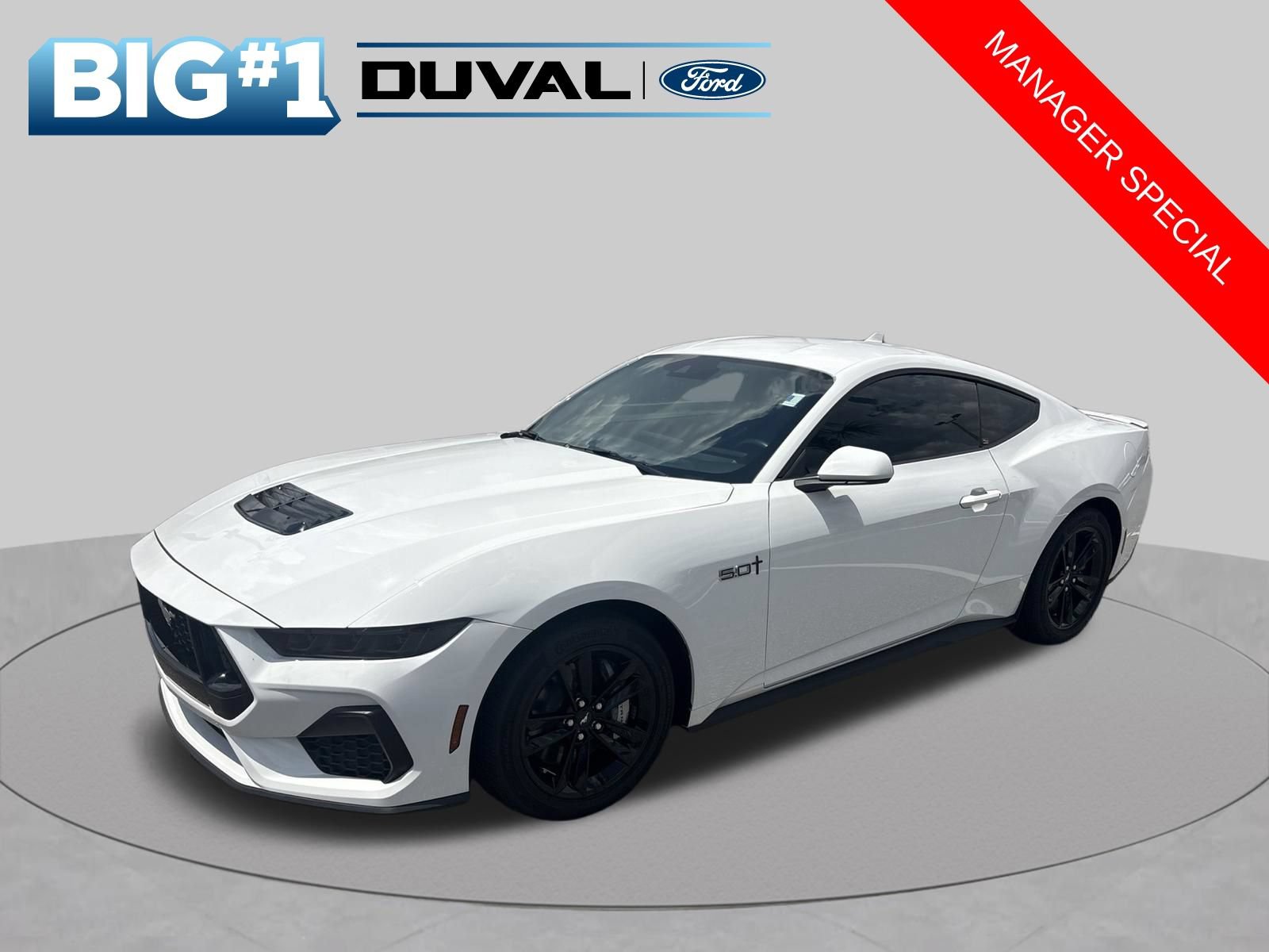 Used 2025 Ford Mustang GT RWD image 2