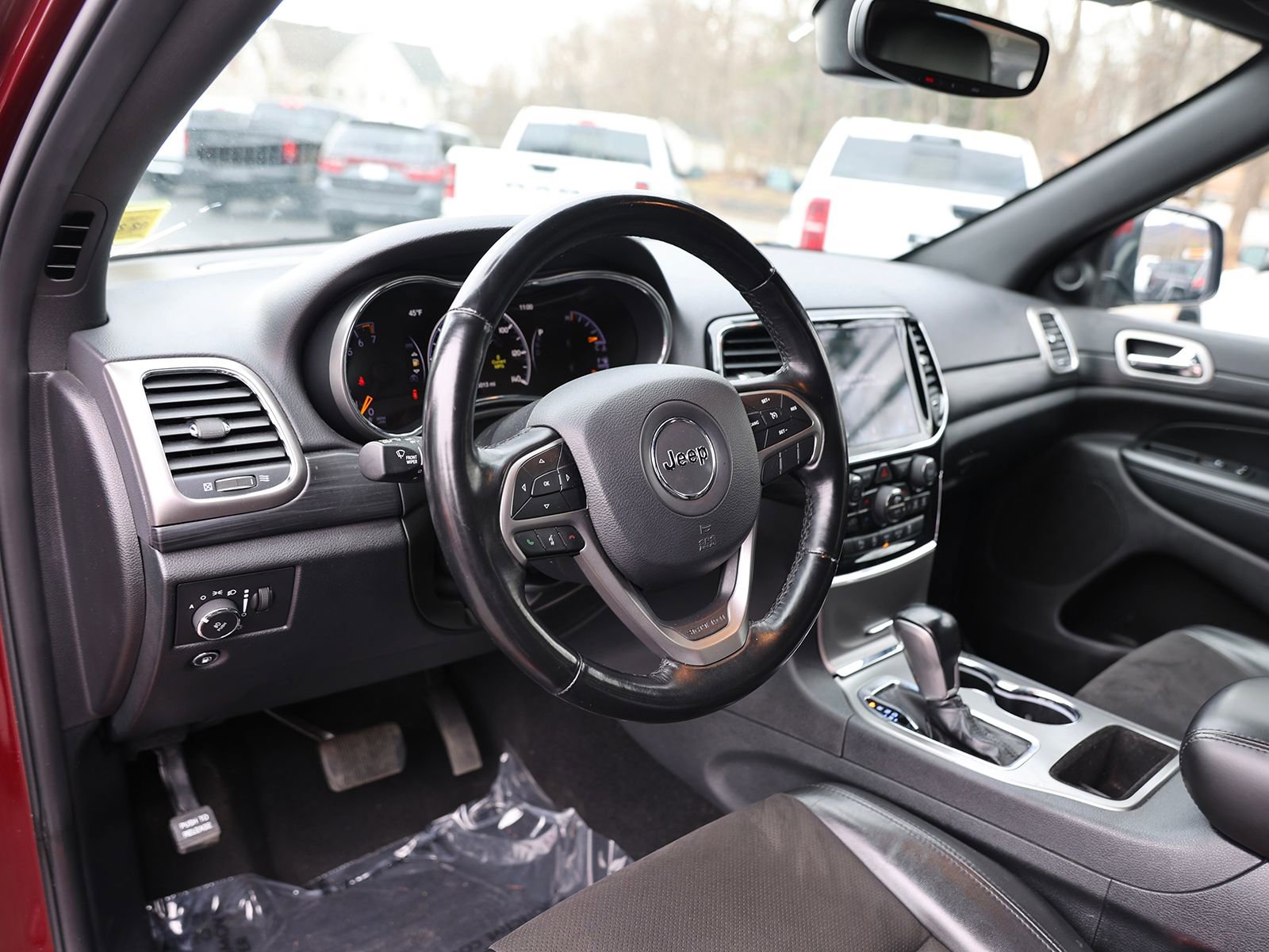 Used 2020 Jeep Grand Cherokee Altitude AWD/4WD image 16