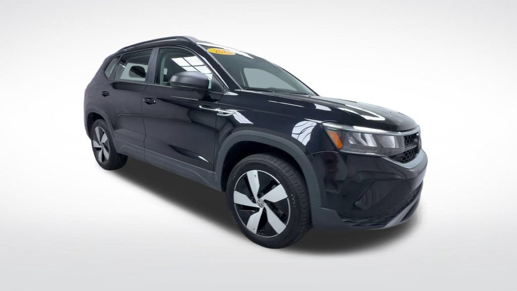 Used 2024 Volkswagen Taos S AWD/4WD image 16
