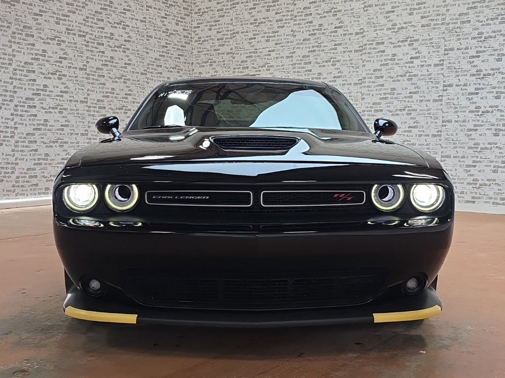 Used 2023 Dodge Challenger R/T w/ Plus Package image 3