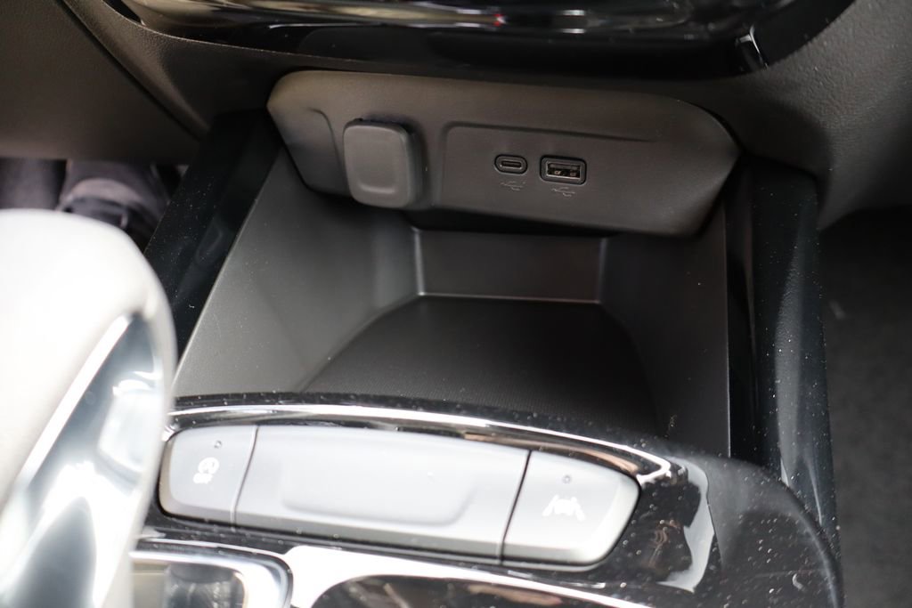 New 2026 Chevrolet Trax LT image 19