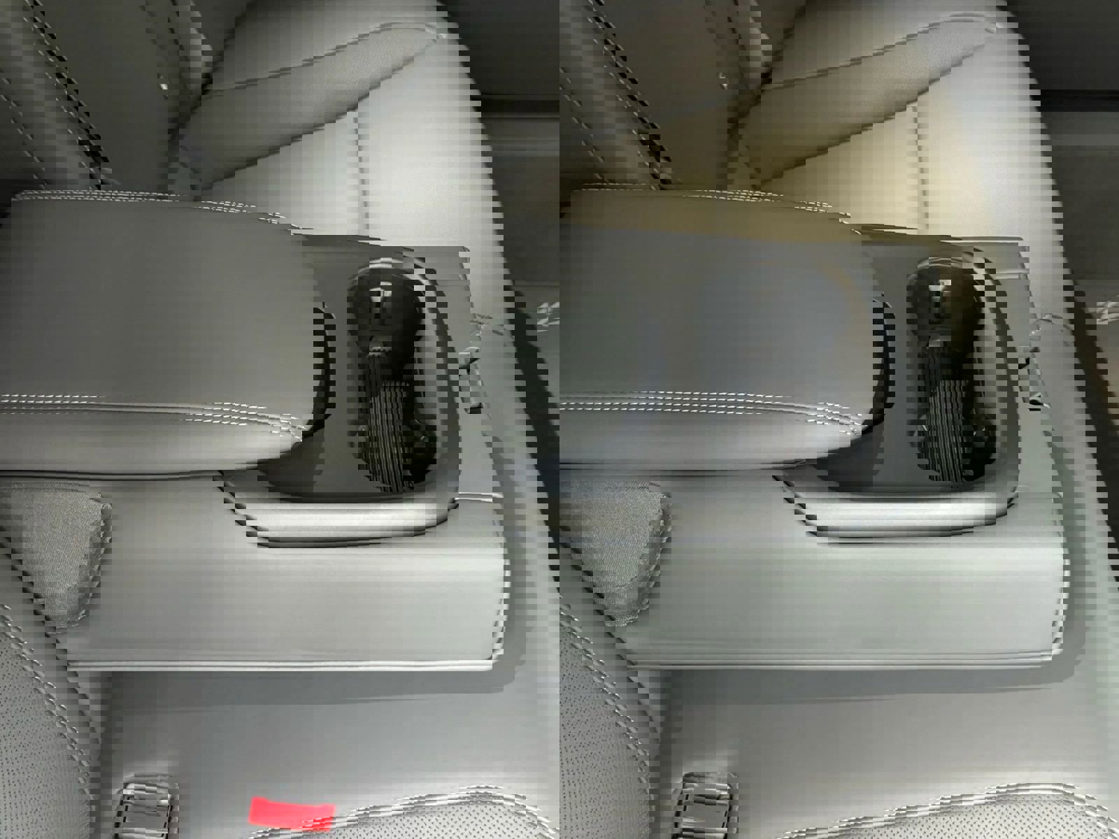 Used 2025 Lucid Air Touring image 20