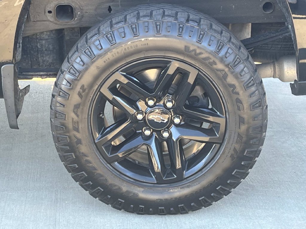 Used 2021 Chevrolet Silverado 1500 LT Trail Boss w/ Convenience Package II AWD/4WD image 11