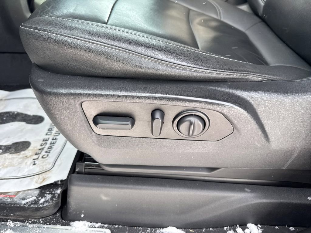 Used 2021 Chevrolet Silverado 1500 RST image 16