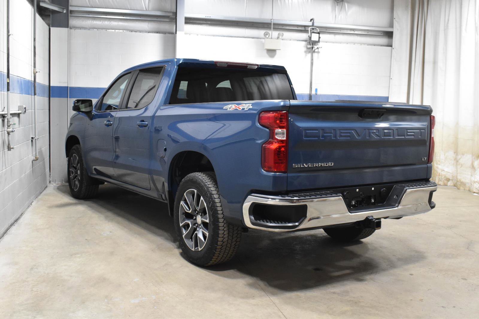 Used 2024 Chevrolet Silverado 1500 LT image 23