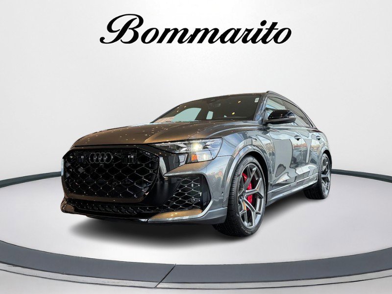 New 2025 Audi RS Q8 performance