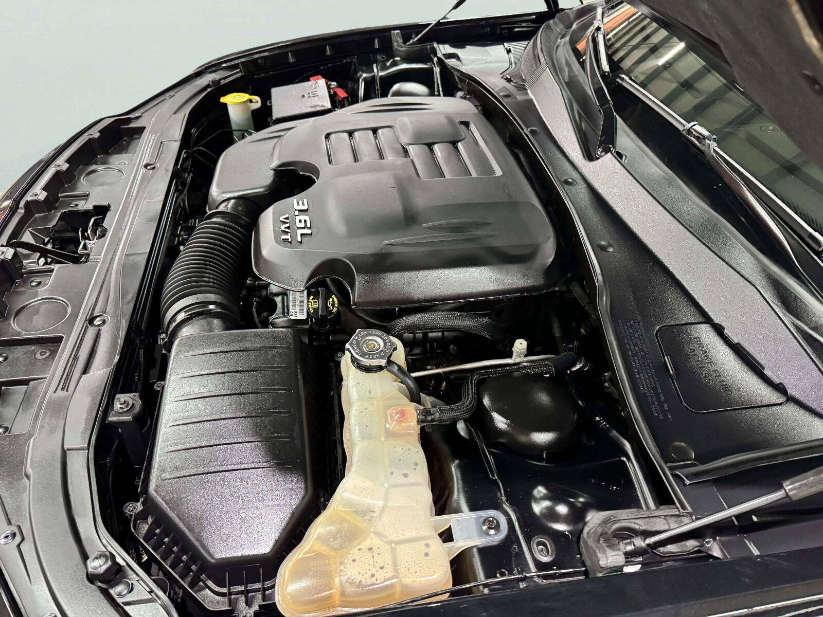 Used 2022 Chrysler 300 Touring w/ Sport Appearance Package RWD image 51
