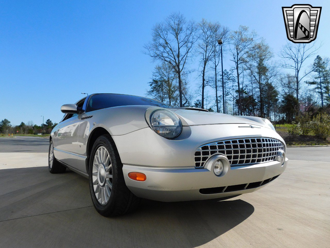 Used 2004 Ford Thunderbird image 14
