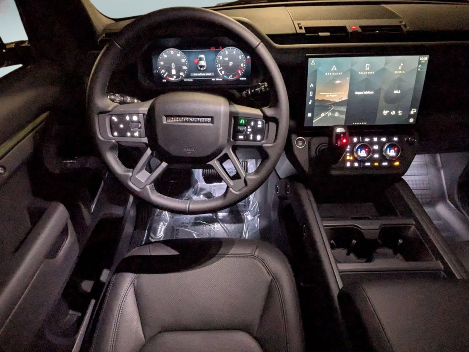 New 2026 Land Rover Defender 110 X-Dynamic SE AWD/4WD image 27