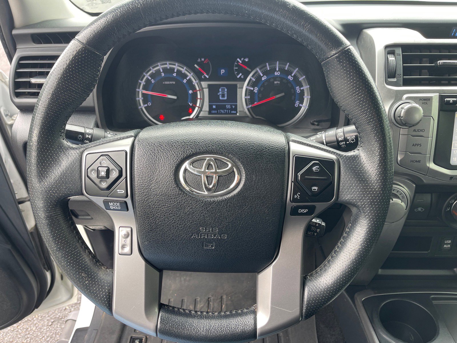 Used 2017 Toyota 4Runner SR5 Premium image 7