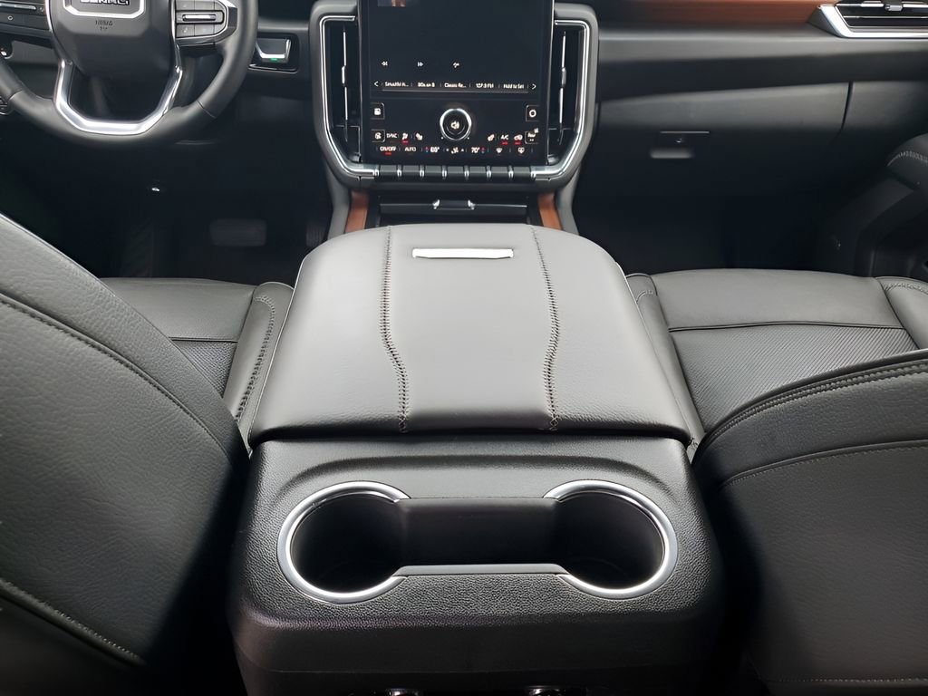 Used 2025 GMC Yukon Denali image 22