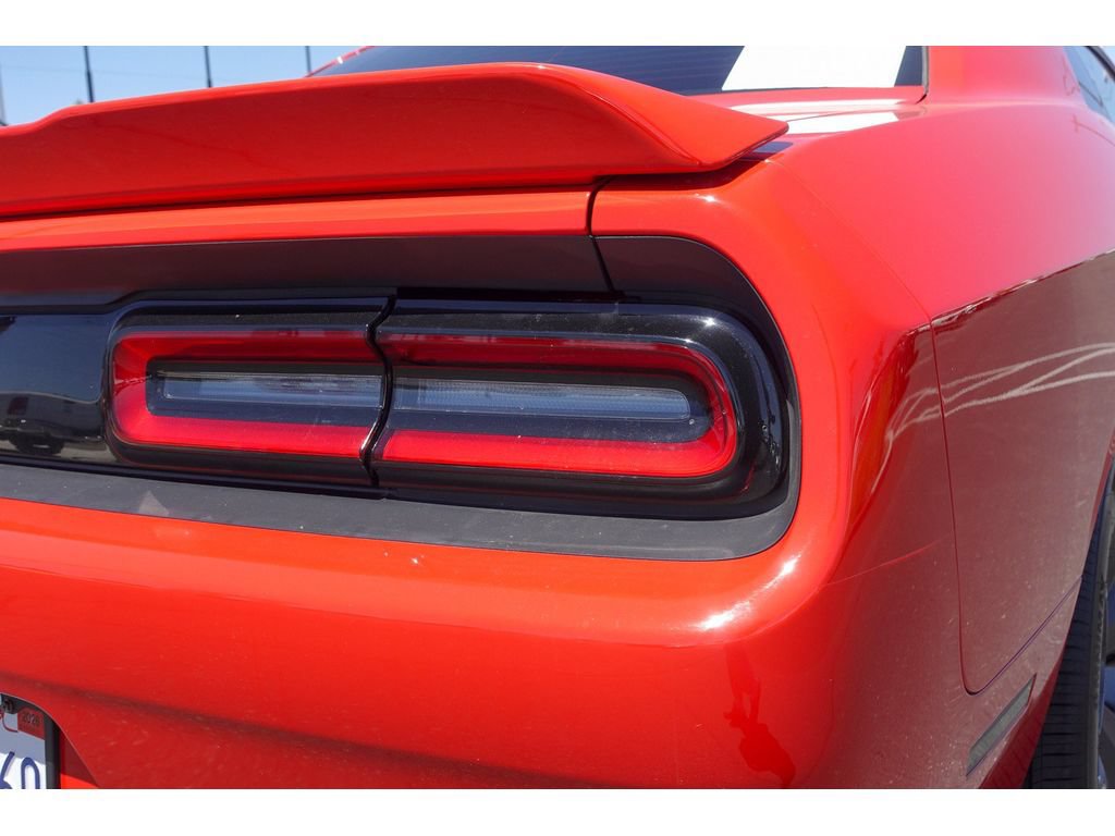 Used 2017 Dodge Challenger SXT Plus RWD image 6