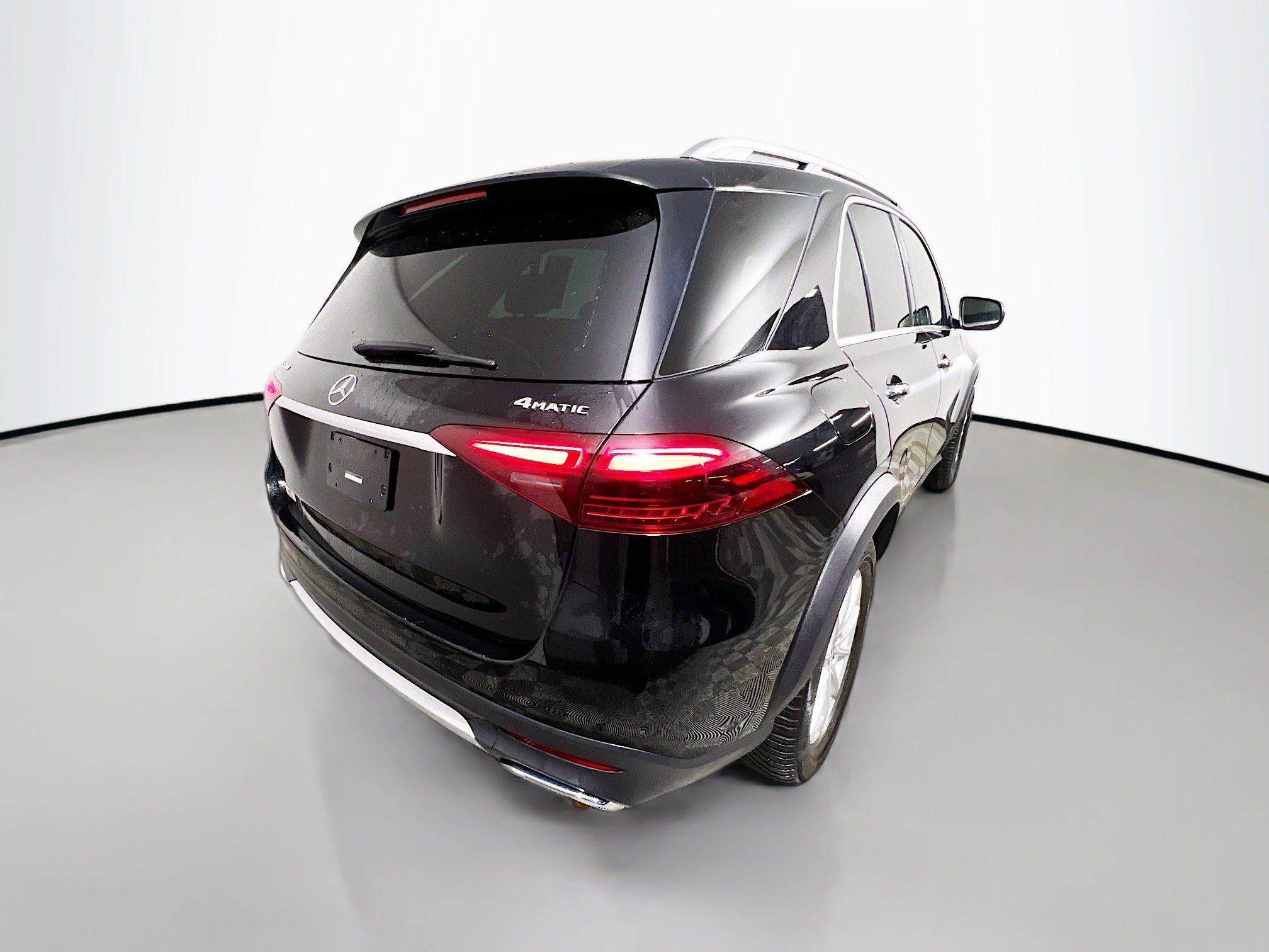 Used 2025 Mercedes-Benz GLE 350 4MATIC image 4