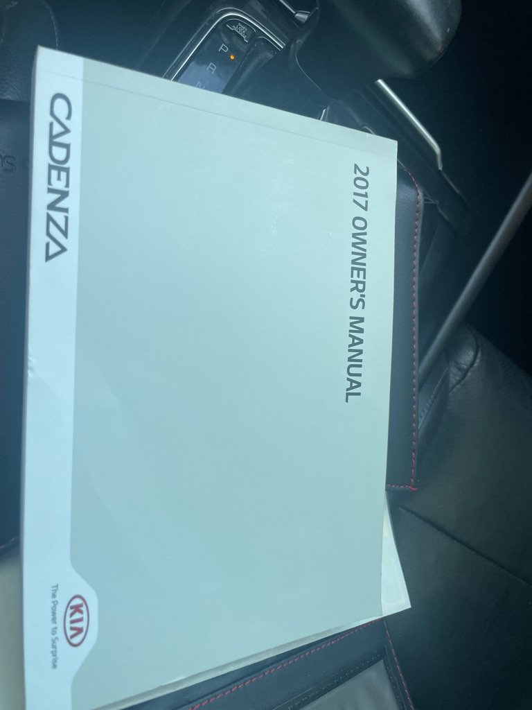 Used 2017 Kia Cadenza Technology FWD image 26