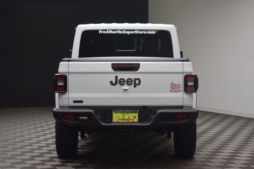 New 2026 Jeep Gladiator Sport AWD/4WD image 12
