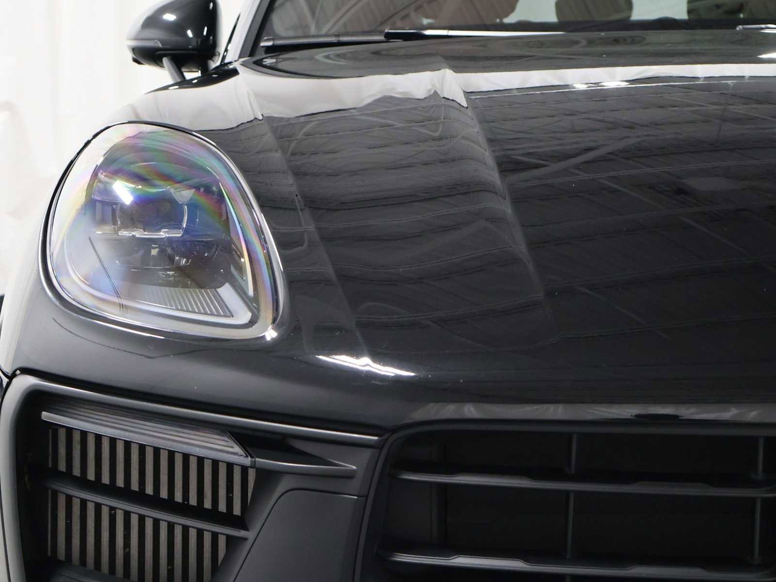 Certified 2023 Porsche Macan GTS AWD/4WD image 15