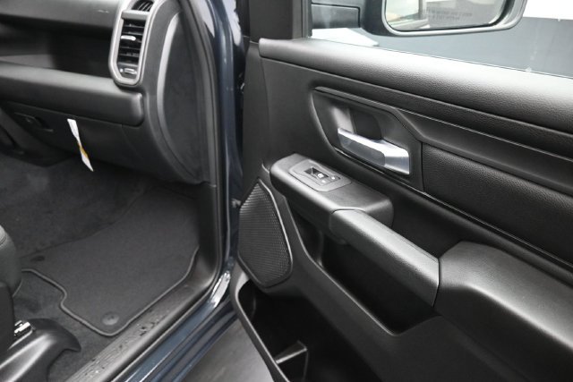 New 2027 RAM 1500 Express AWD/4WD image 27