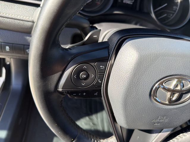 Used 2021 Toyota Camry SE w/ Blackout Package (TMS) FWD image 16