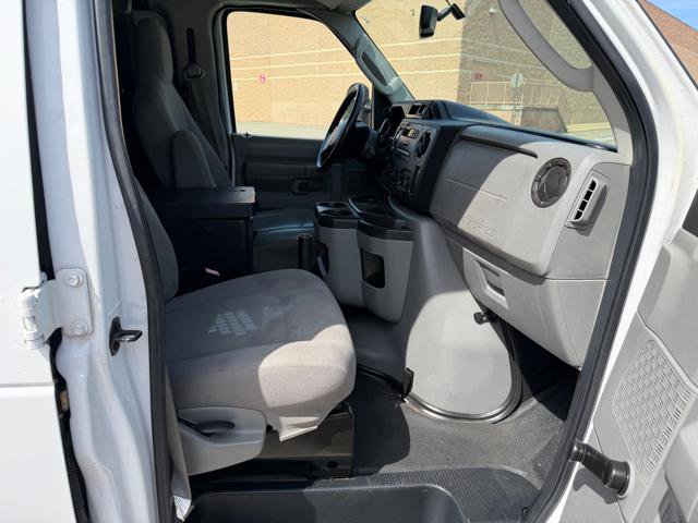 Used 2013 Ford E-150 and Econoline 150 RWD image 10