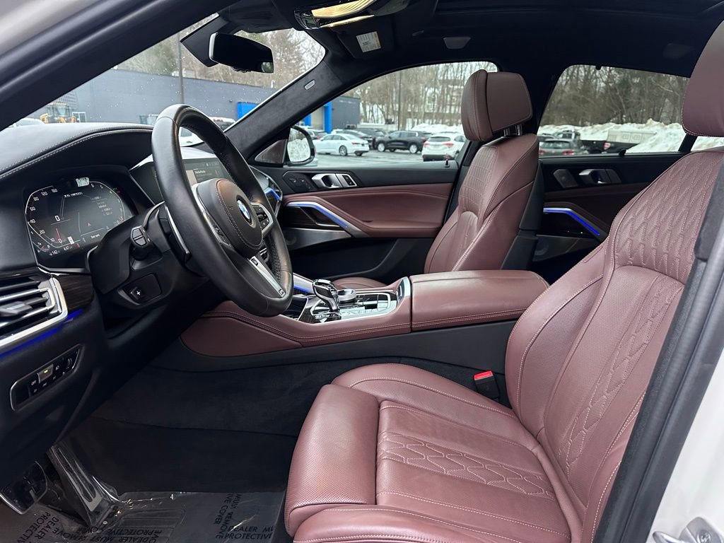 Certified 2023 BMW X6 M50i w/ Executive Package image 14