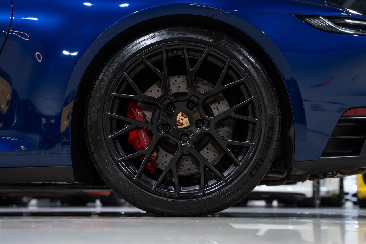 Used 2023 Porsche 911 Carrera 4 GTS AWD/4WD image 13