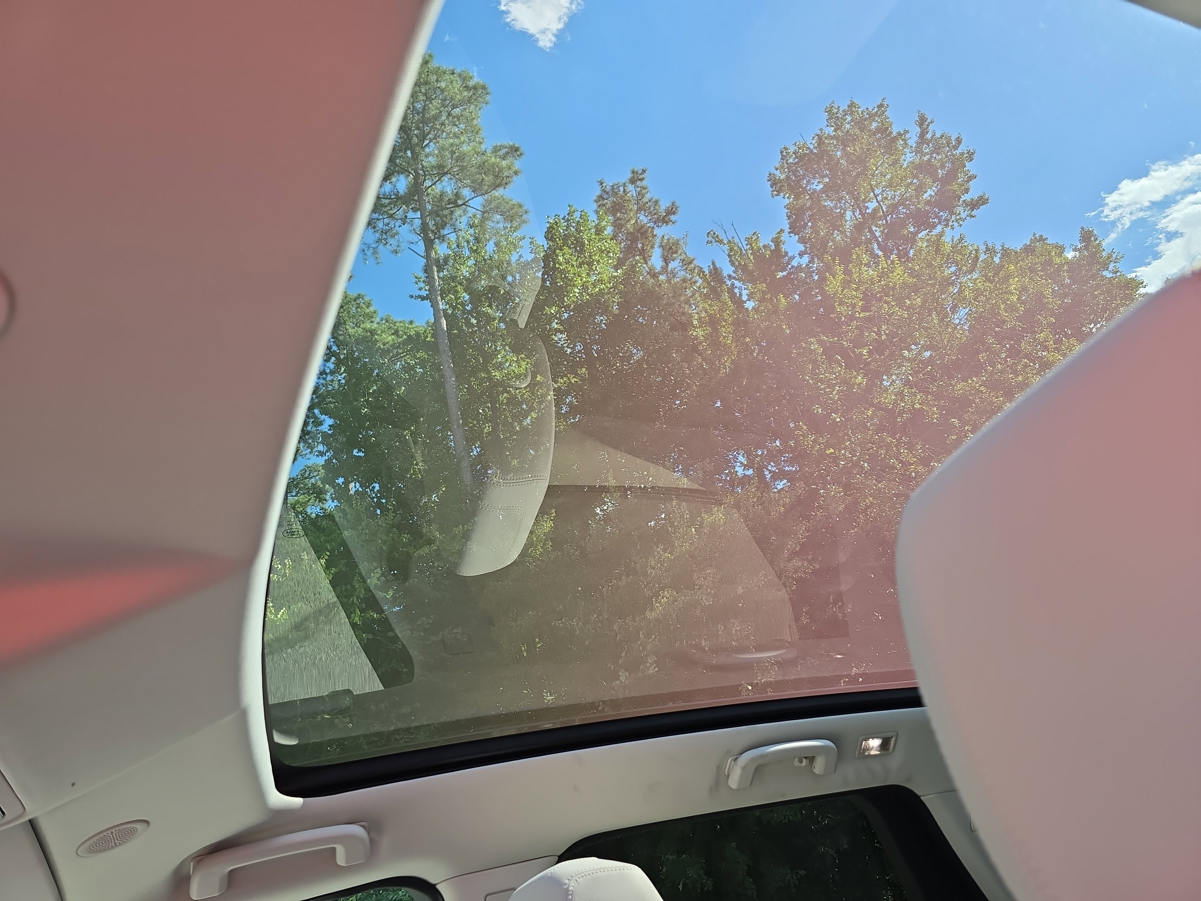 New 2025 Land Rover Discovery Sport S image 29