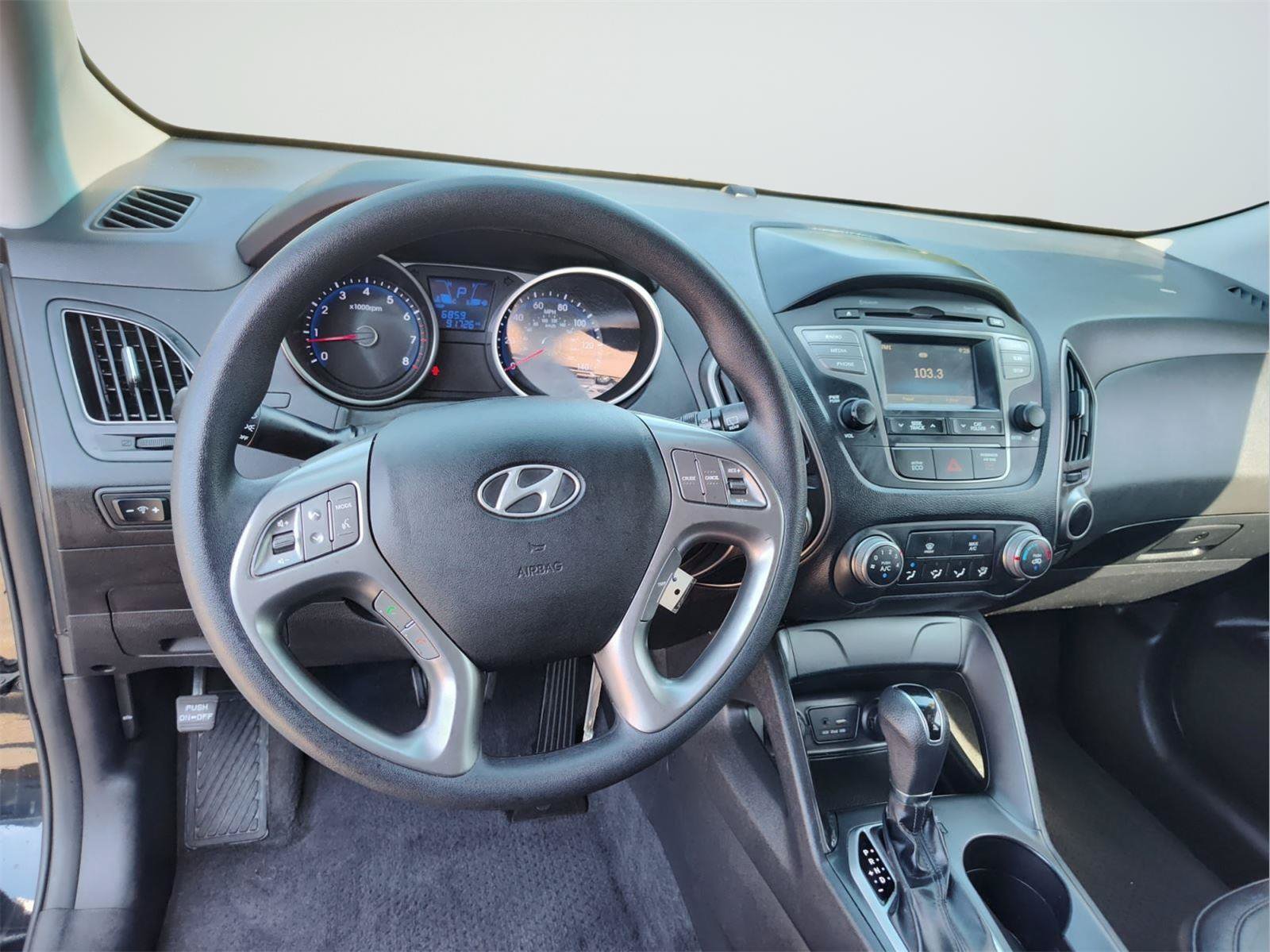 Used 2015 Hyundai Tucson GLS w/ Option Group 02 AWD/4WD image 12