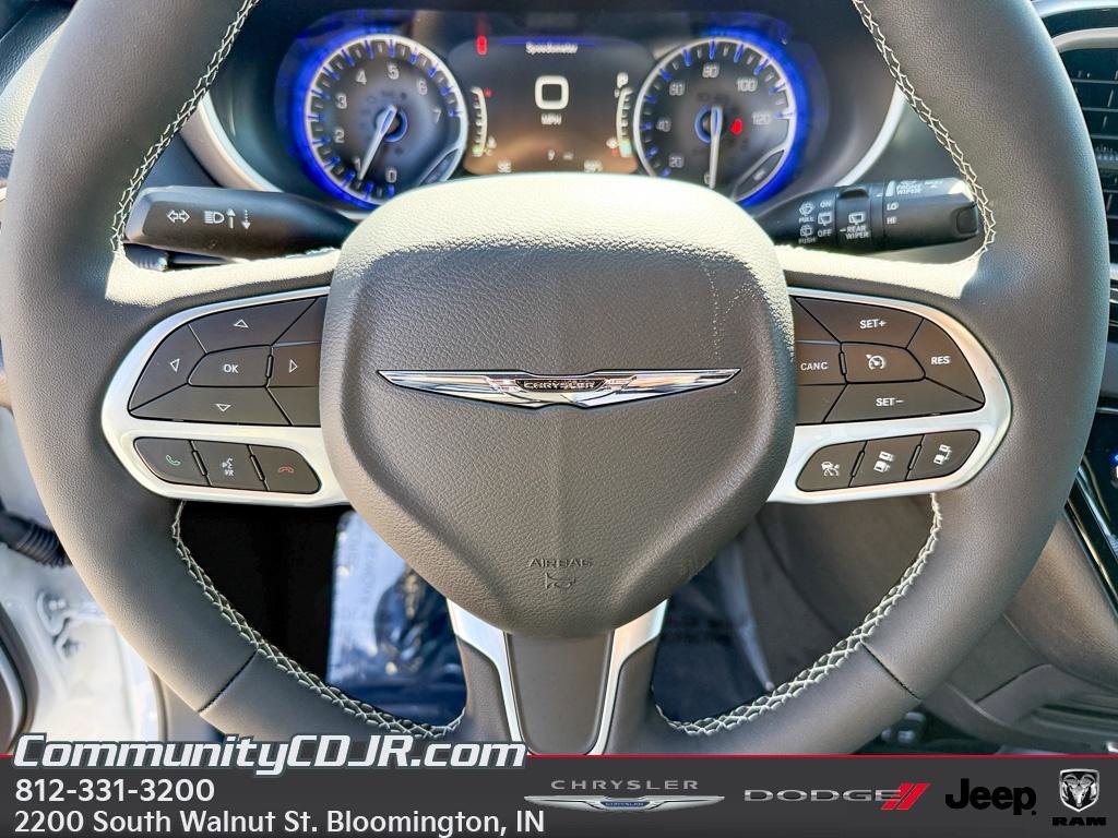 New 2026 Chrysler Voyager LX FWD image 14