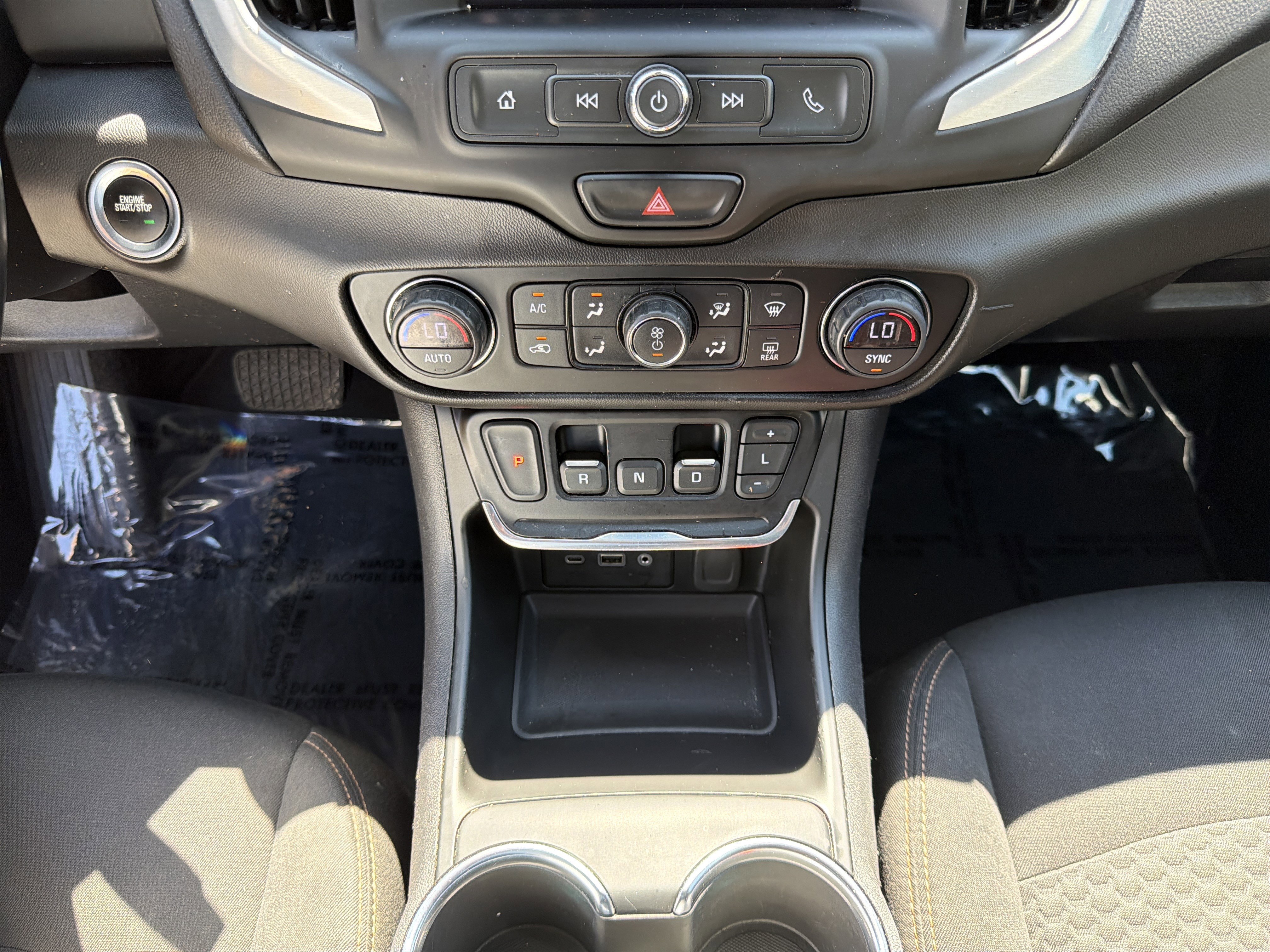 Used 2020 GMC Terrain SLE w/ Driver Convenience Package image 29