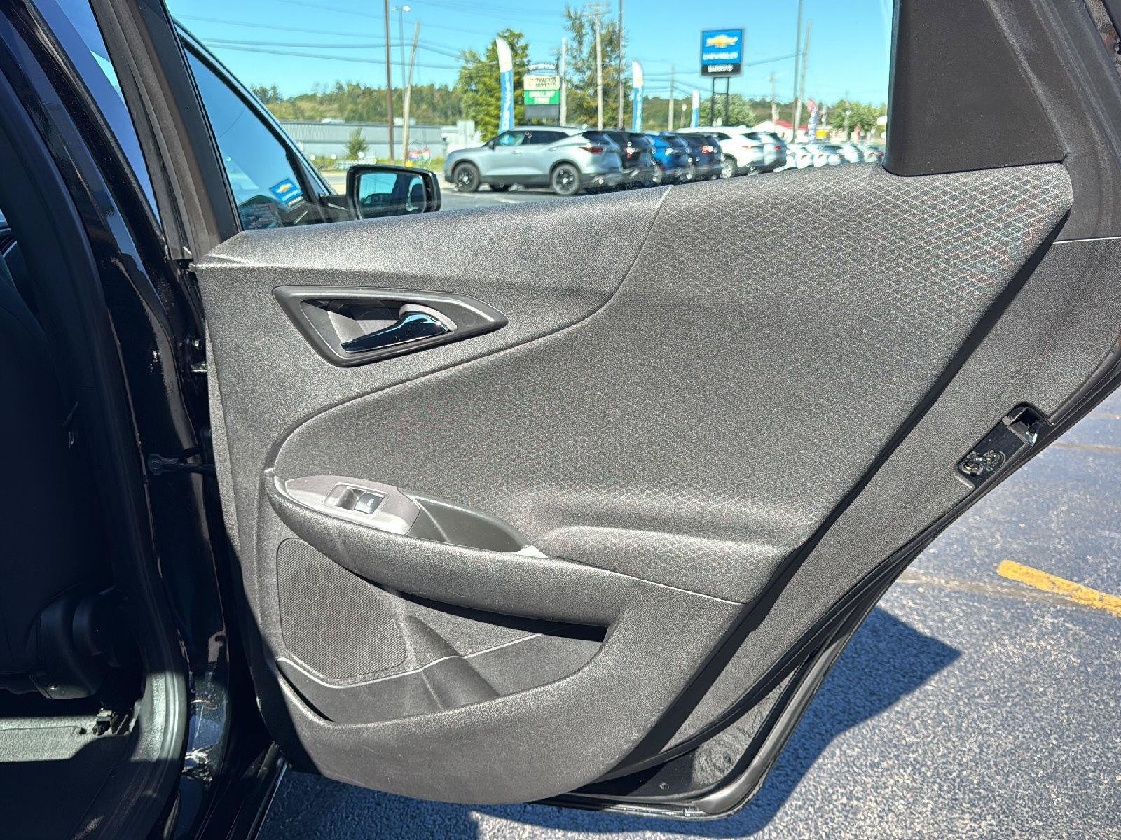 Used 2025 Chevrolet Malibu LT FWD image 27