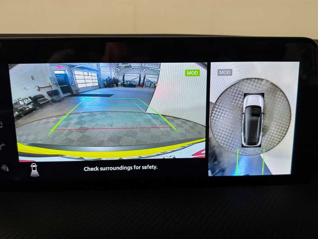 Certified 2025 Nissan Kicks SR image 18