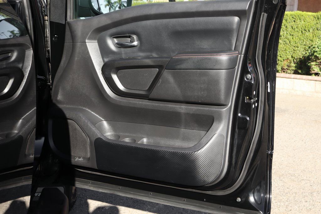 Used 2021 Nissan Titan PRO-4X w/ Pro-4x Convenience Package AWD/4WD image 52