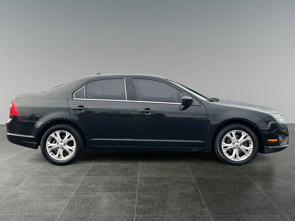 Used 2012 Ford Fusion SE image 8