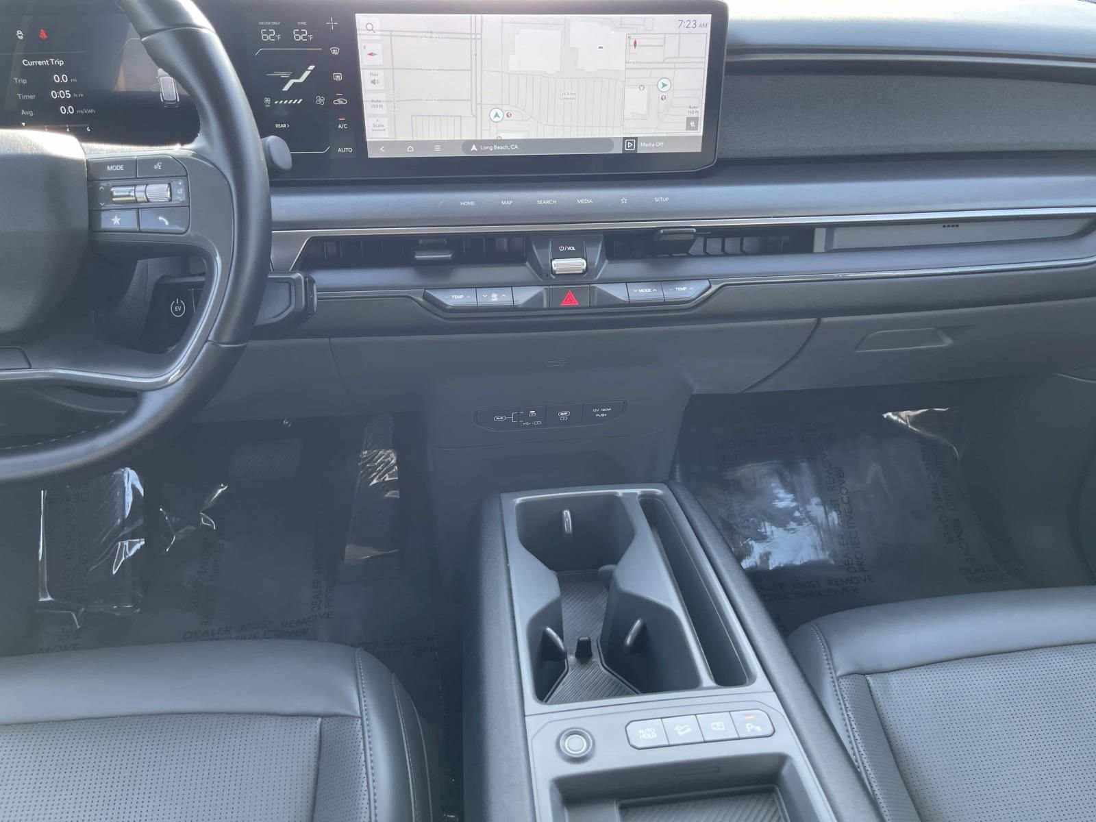 Used 2024 Kia EV9 Light Long Range RWD image 12