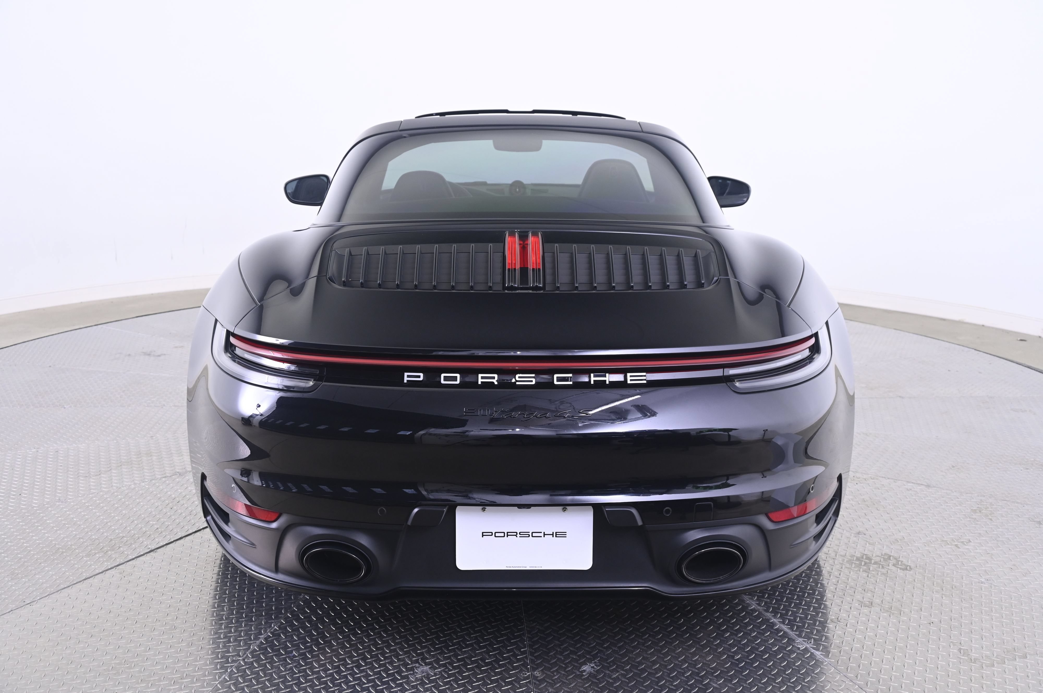 Certified 2024 Porsche 911 Targa 4S AWD/4WD image 6