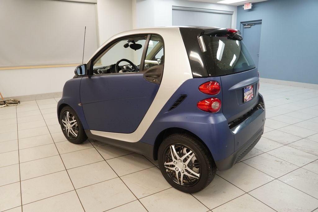 Used 2015 smart fortwo pure RWD image 7